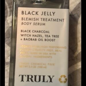 TRULY Black Jelly Blemish Treatment Body Serum - Black & White